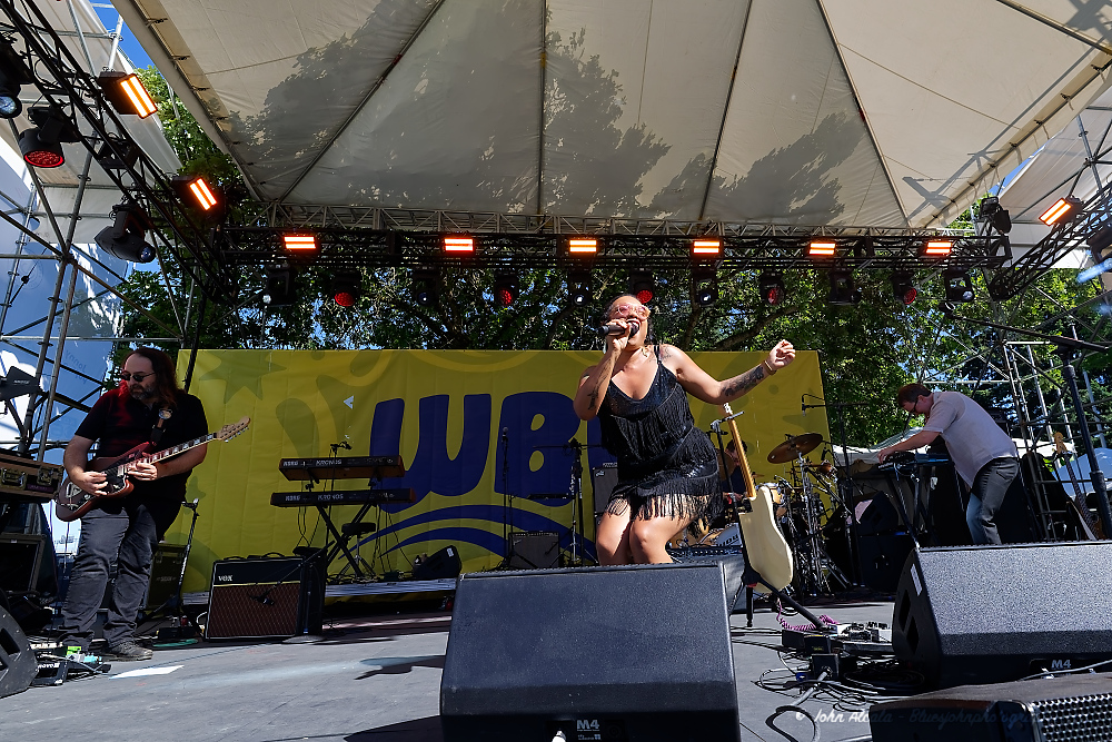 Seratones, Tom McCall Waterfront Park, photo by John Alcala