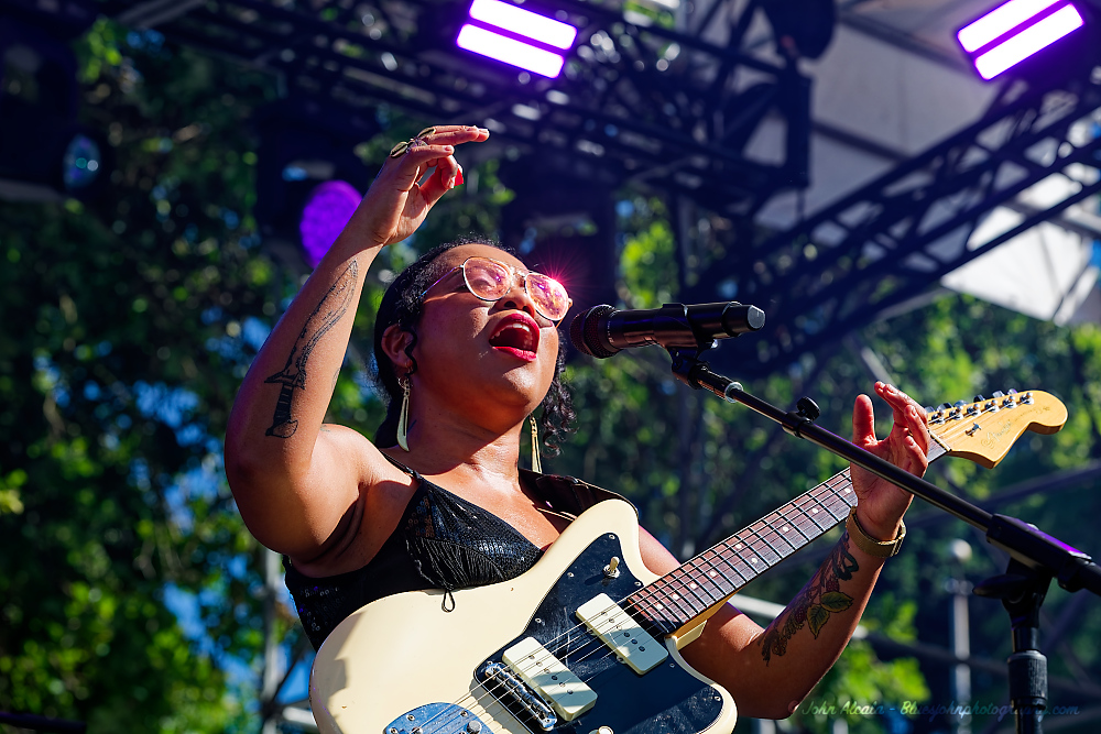 Seratones, Tom McCall Waterfront Park, photo by John Alcala