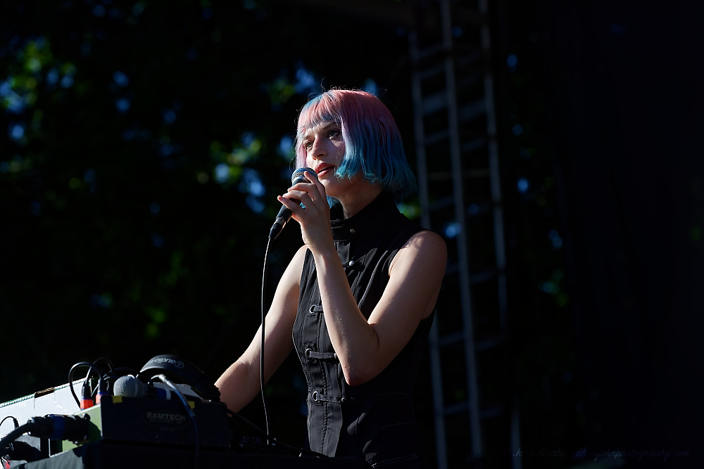 OXIS, Edgefield Amphitheater, photo by John Alcala