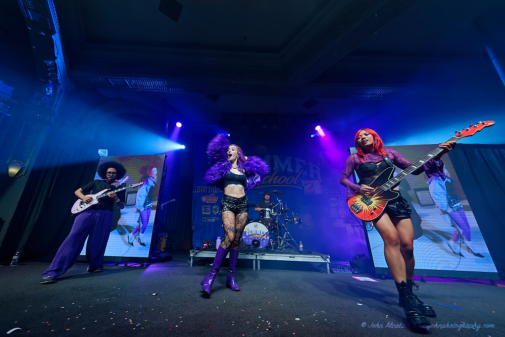 Honey Revenge, Crystal Ballroom, photo by John Alcala