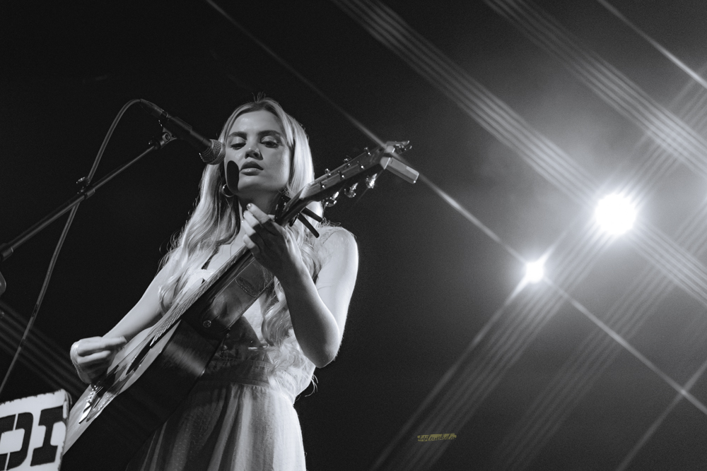 Zandi Holup, Wonder Ballroom, photo by Bailey Bonney-Vogler