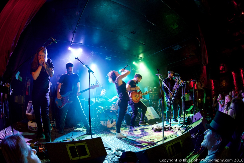 Sister Sparrow & The Dirty Birds, Dante's, photo by John Alcala