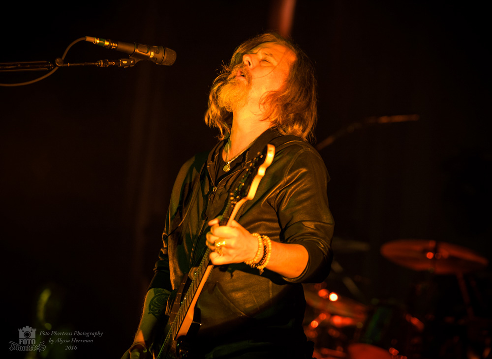 Alice In Chains, Arlene Schnitzer Concert Hall, photo by Alyssa Herrman