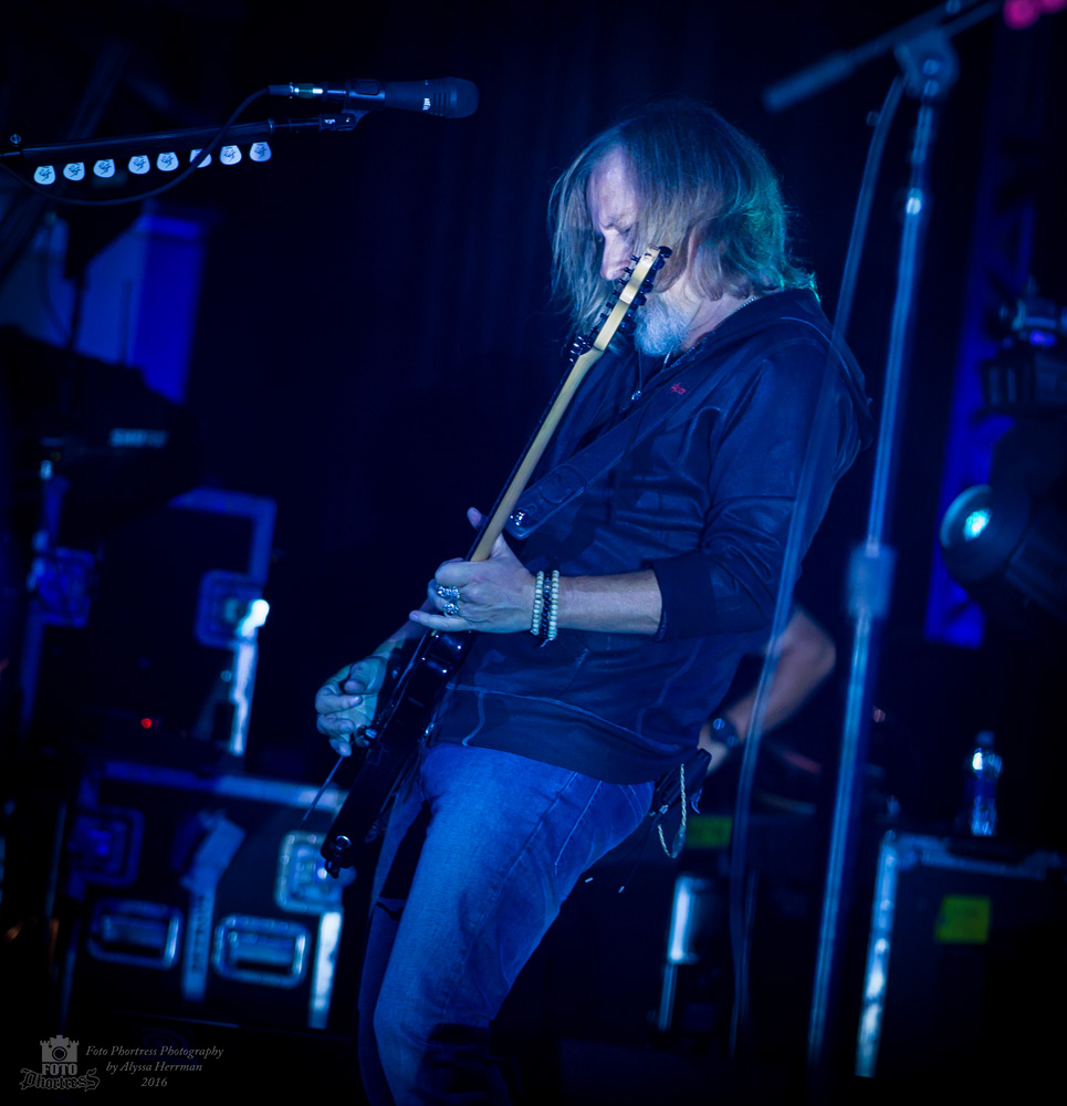 Alice In Chains, Arlene Schnitzer Concert Hall, photo by Alyssa Herrman