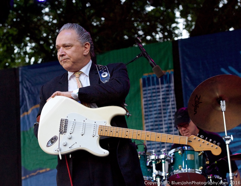Waterfront Blues Festival, Tom McCall Waterfront Park, photo by John Alcala