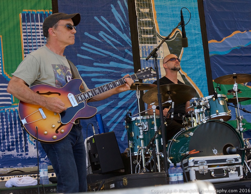 Waterfront Blues Festival, Tom McCall Waterfront Park, photo by John Alcala