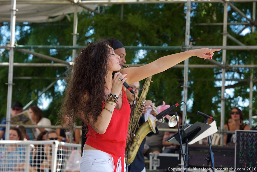 Lilla, Waterfront Blues Festival, Tom McCall Waterfront Park, photo by John Alcala