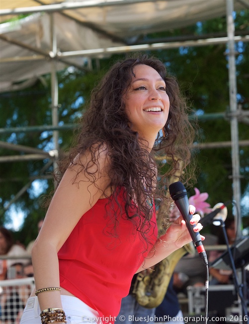 Lilla, Waterfront Blues Festival, Tom McCall Waterfront Park, photo by John Alcala