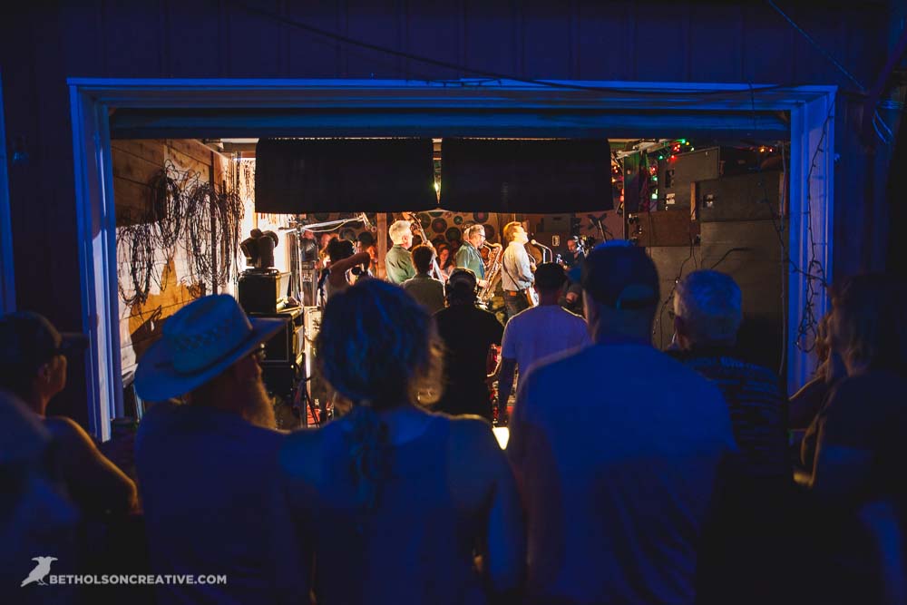 The James Hunter Six, Pickathon, Pendarvis Farm, photo by Beth Olson