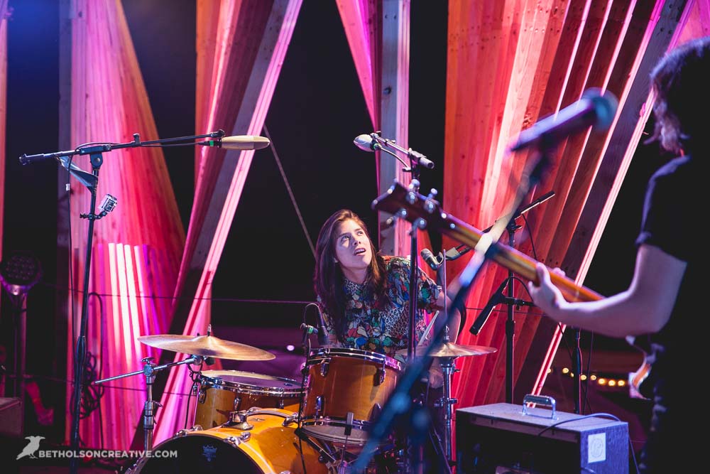La Luz, Pickathon, Pendarvis Farm, photo by Beth Olson