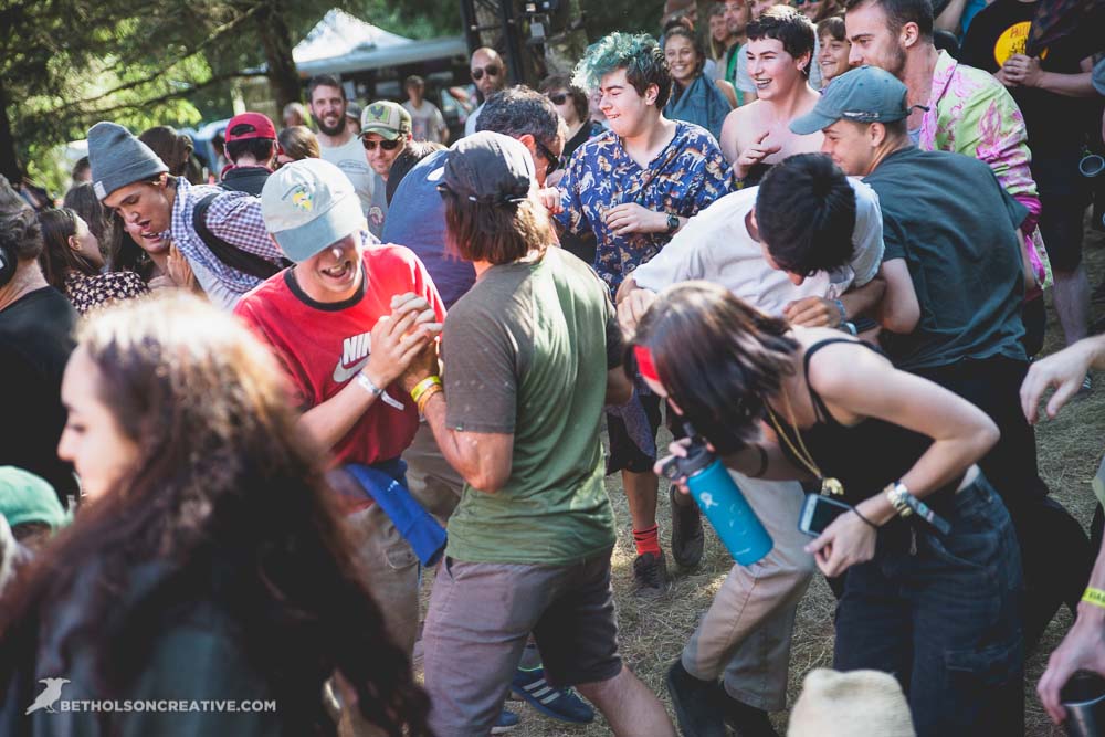 Vhol, Pickathon, Pendarvis Farm, photo by Beth Olson