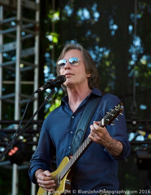 Jackson Browne, Edgefield Amphitheater, photo by John Alcala