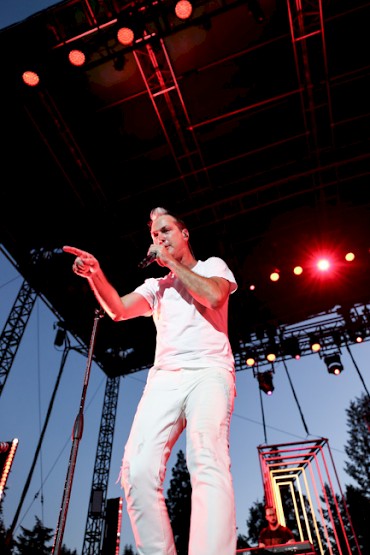 Fitz and the Tantrums at the Oregon Zoo on August 19—click to see more photos by Sydnie Kobza