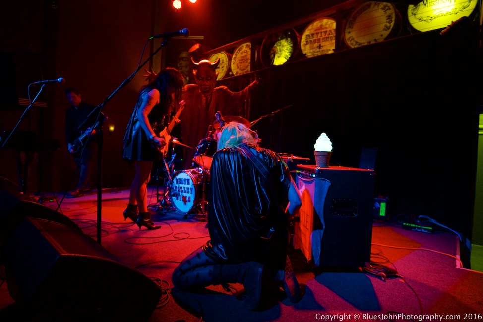 Death Valley Girls, Mississippi Studios, photo by John Alcala