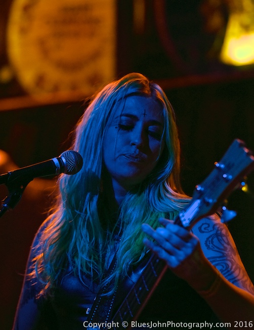 Death Valley Girls, Mississippi Studios, photo by John Alcala