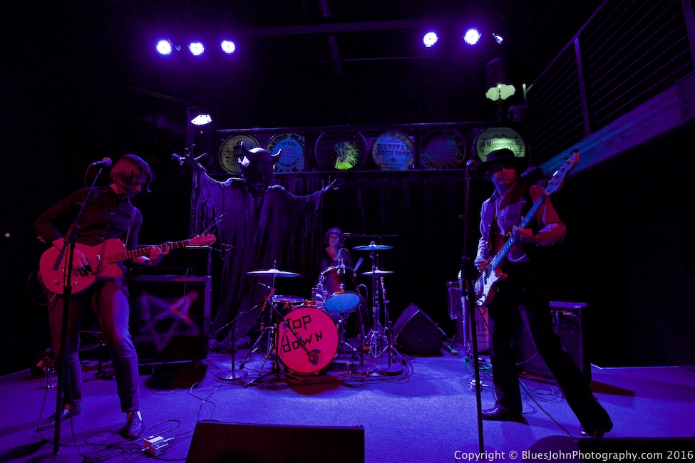 Top Down, Mississippi Studios, photo by John Alcala