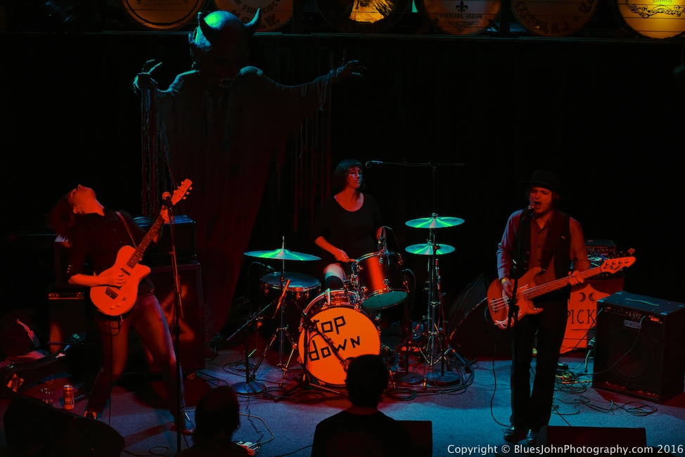 Top Down, Mississippi Studios, photo by John Alcala