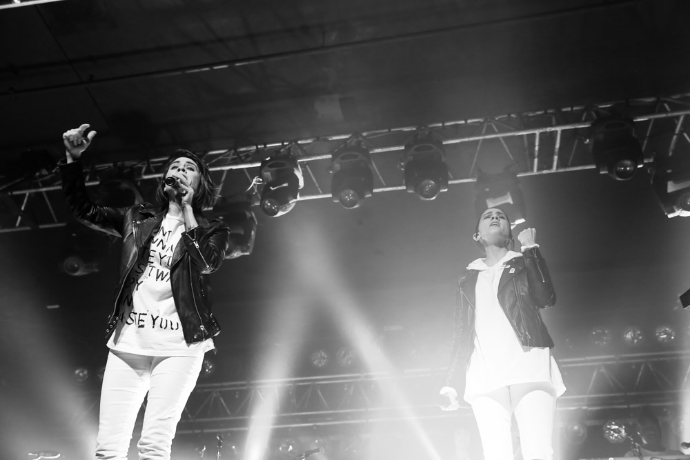 Tegan and Sara, Roseland Theater, photo by Sydnie Kobza