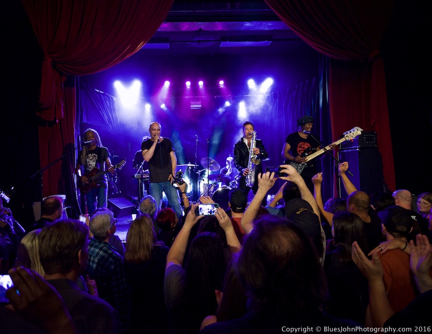 Dan Reed Network, Patrick Lamb, Star Theater, photo by John Alcala