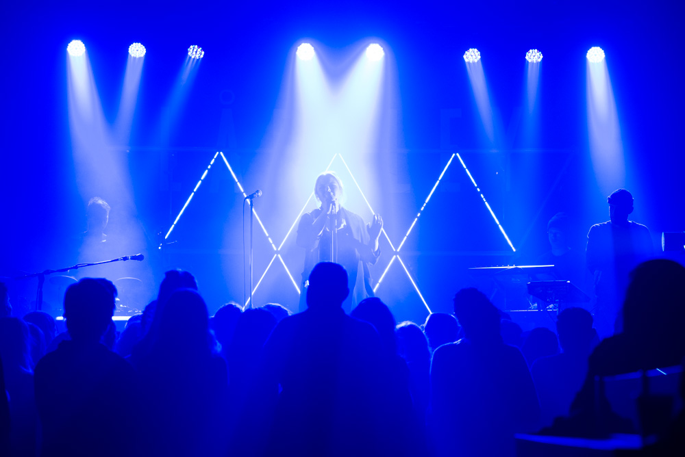Låpsley, Wonder Ballroom, photo by Kai Hayashi