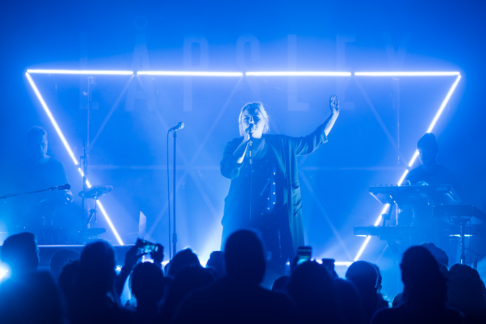 Låpsley, Wonder Ballroom, photo by Kai Hayashi