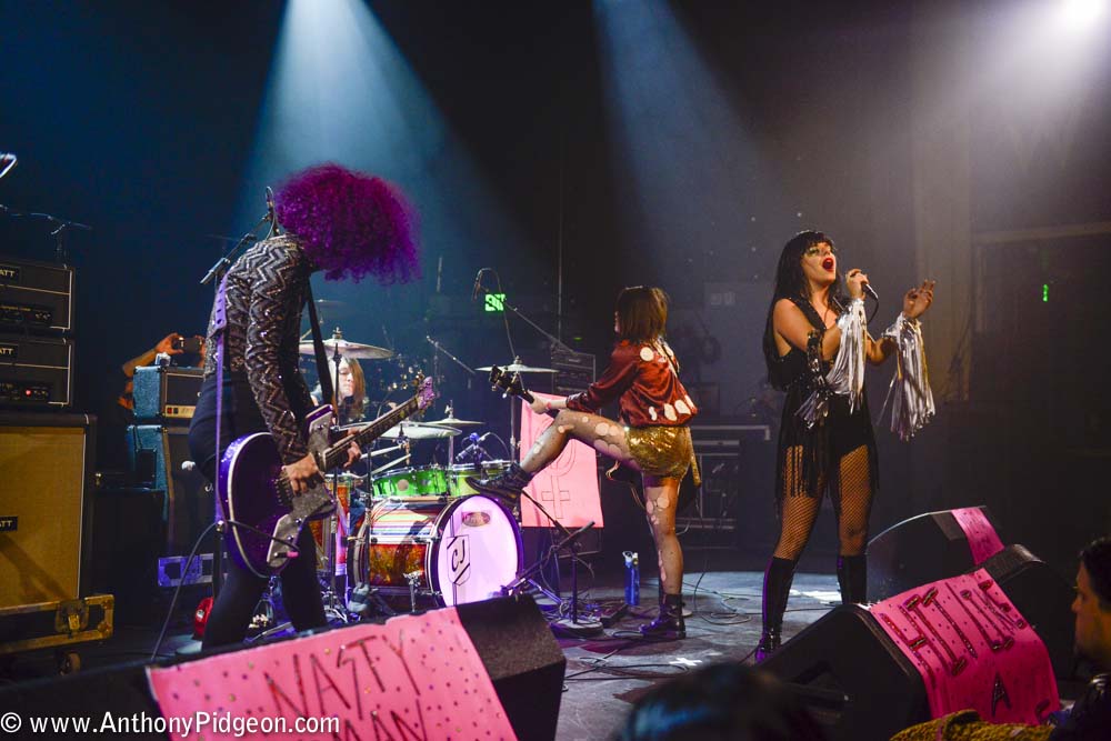 Glam Skanks, Revolution Hall, photo by Anthony Pidgeon