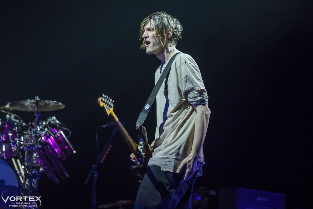 Red Hot Chili Peppers, Moda Center, Rose Quarter, photo by Paul Garcia