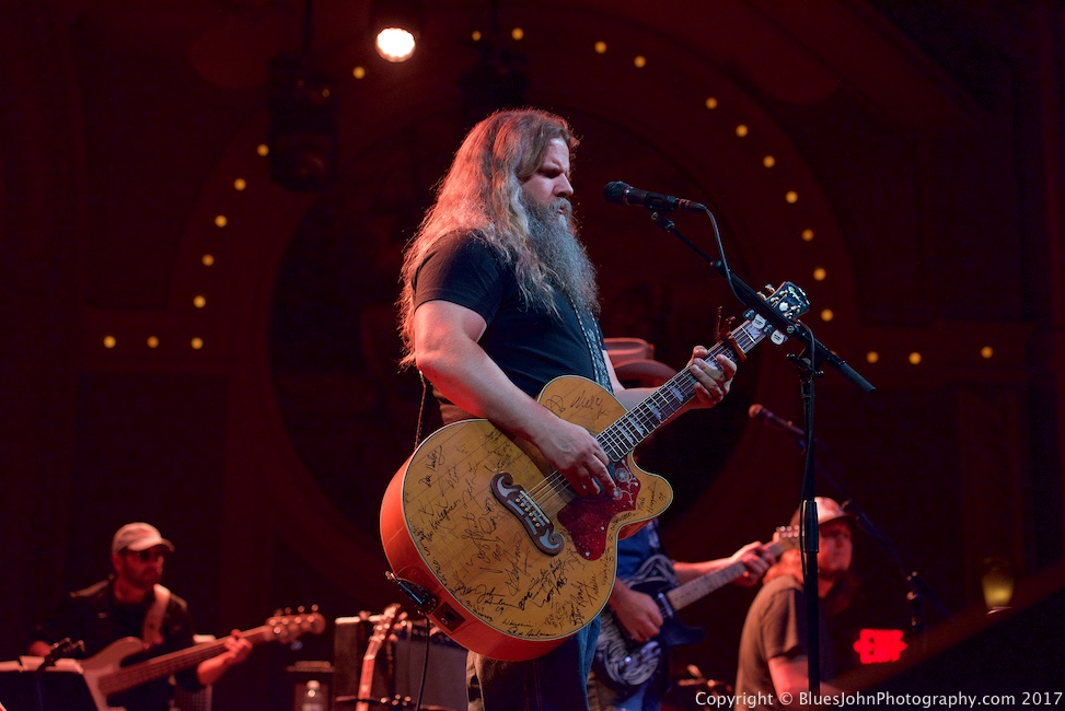 Jamey Johnson, Crystal Ballroom, photo by John Alcala