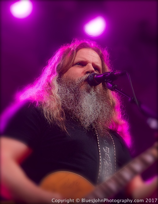 Jamey Johnson, Crystal Ballroom, photo by John Alcala