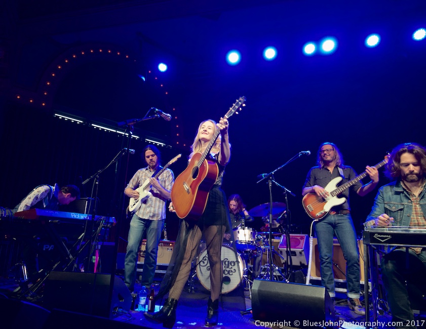 Margo Price, Crystal Ballroom, photo by John Alcala