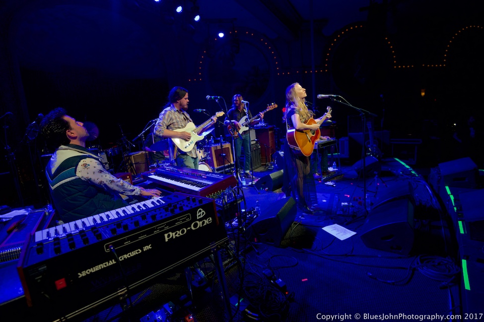 Margo Price, Crystal Ballroom, photo by John Alcala