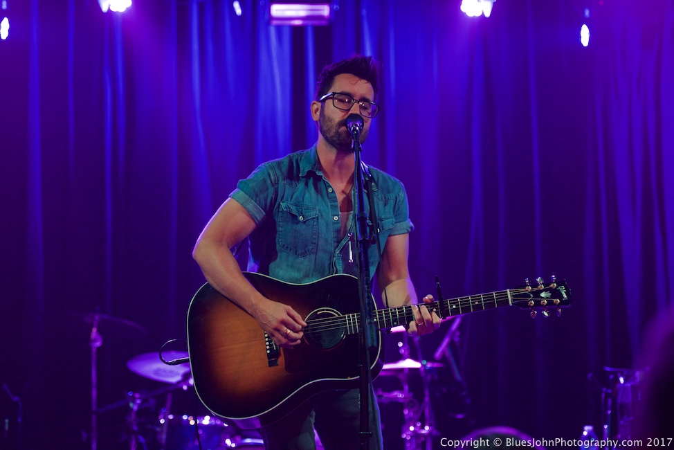 Sean McConnell, Star Theater, photo by John Alcala