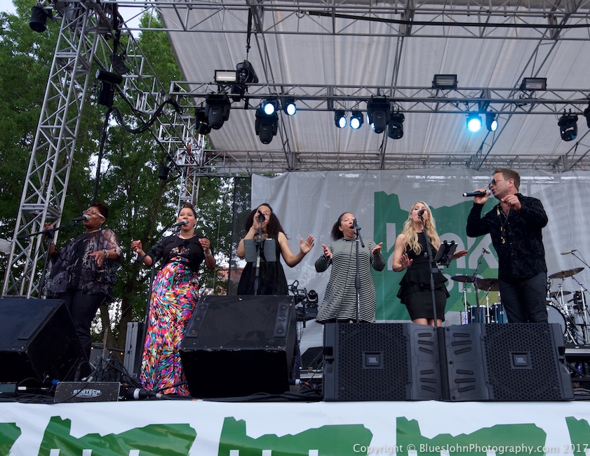 Patrick Lamb, KINK, Portland Rose Festival, Tom McCall Waterfront Park, photo by John Alcala