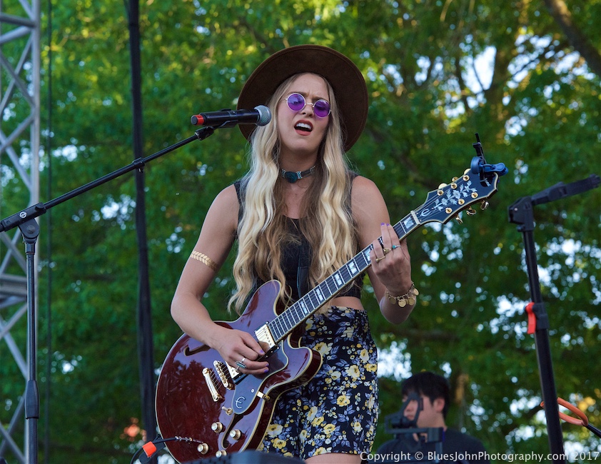 Haley Johnsen, KINK, Portland Rose Festival, Tom McCall Waterfront Park, photo by John Alcala