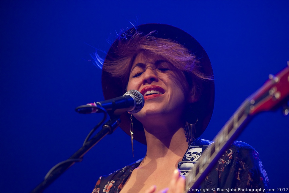 Lynn Cardona, Aladdin Theater, photo by John Alcala