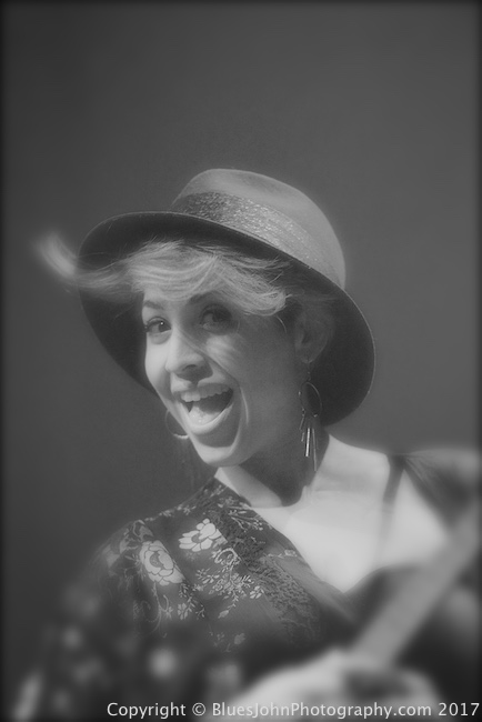 Lynn Cardona, Aladdin Theater, photo by John Alcala