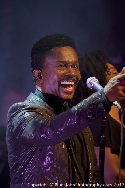 Bryan Ferry, Arlene Schnitzer Concert Hall, photo by John Alcala