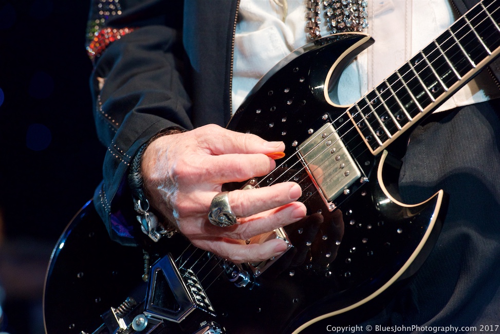 ZZ Top, Cuthbert Amphitheater, photo by John Alcala
