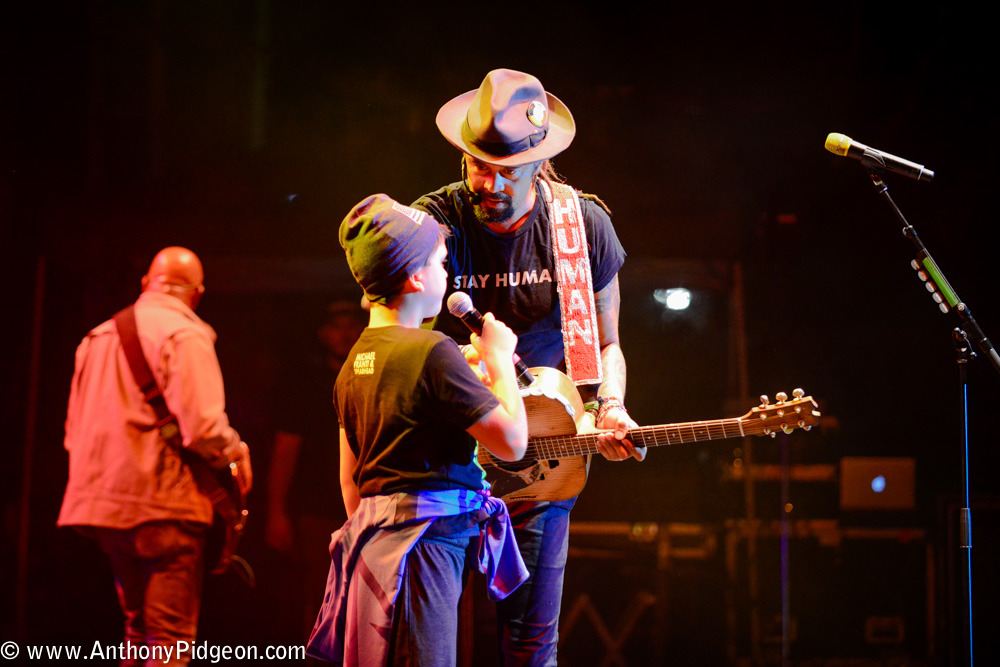 Michael Franti, Edgefield Amphitheater, photo by Anthony Pidgeon