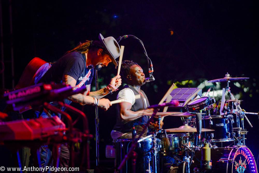 Michael Franti, Edgefield Amphitheater, photo by Anthony Pidgeon