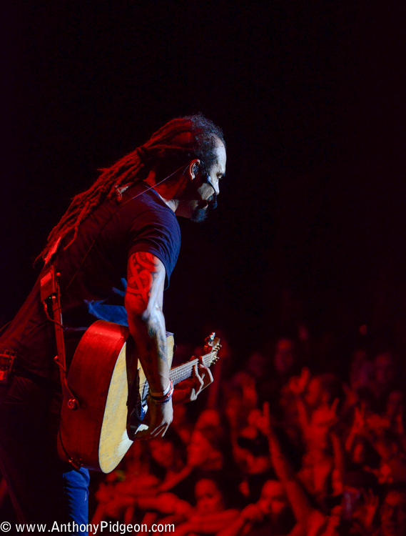 Michael Franti, Edgefield Amphitheater, photo by Anthony Pidgeon