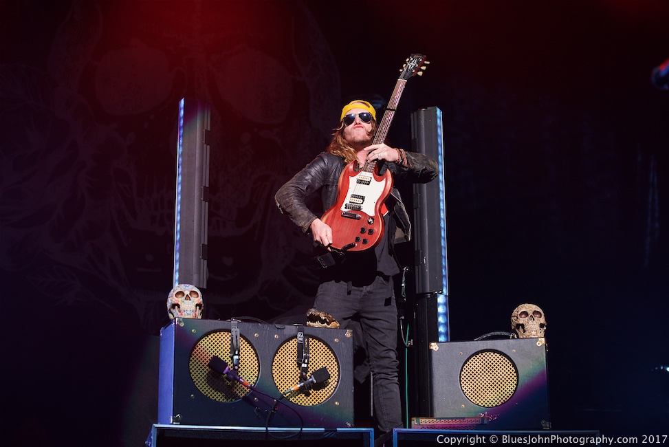 The Cadillac Three, Moda Center, Rose Quarter, photo by John Alcala