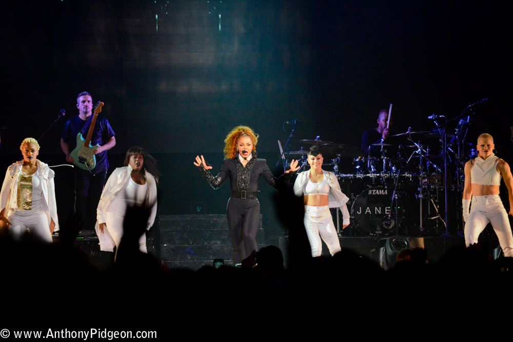 Janet Jackson, Moda Center, Rose Quarter, photo by Anthony Pidgeon