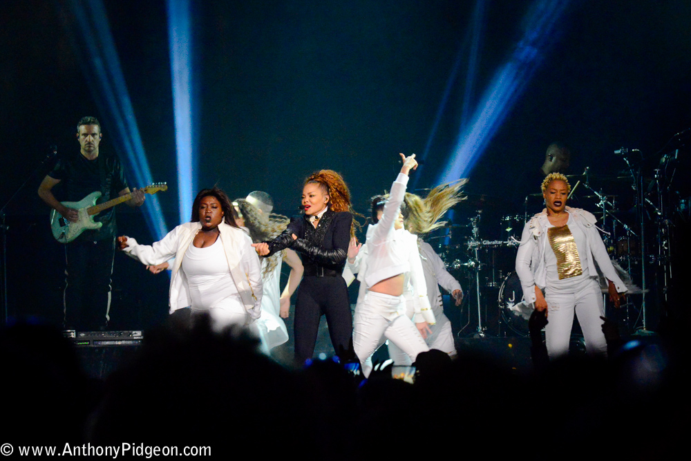 Janet Jackson, Moda Center, Rose Quarter, photo by Anthony Pidgeon