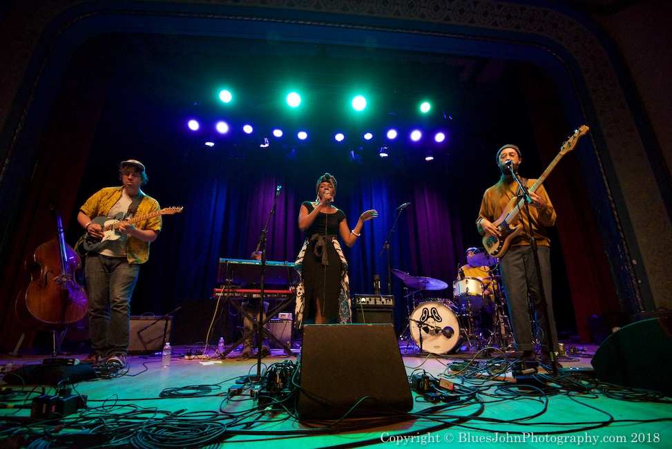 Bells Atlas, Aladdin Theater, photo by John Alcala