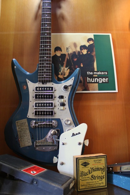 The Makers, Black Book Guitars, photo by David Mosher