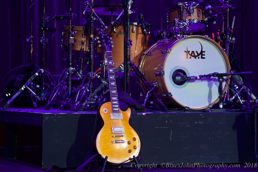 Jonny Lang, The Elsinore Theatre, photo by John Alcala