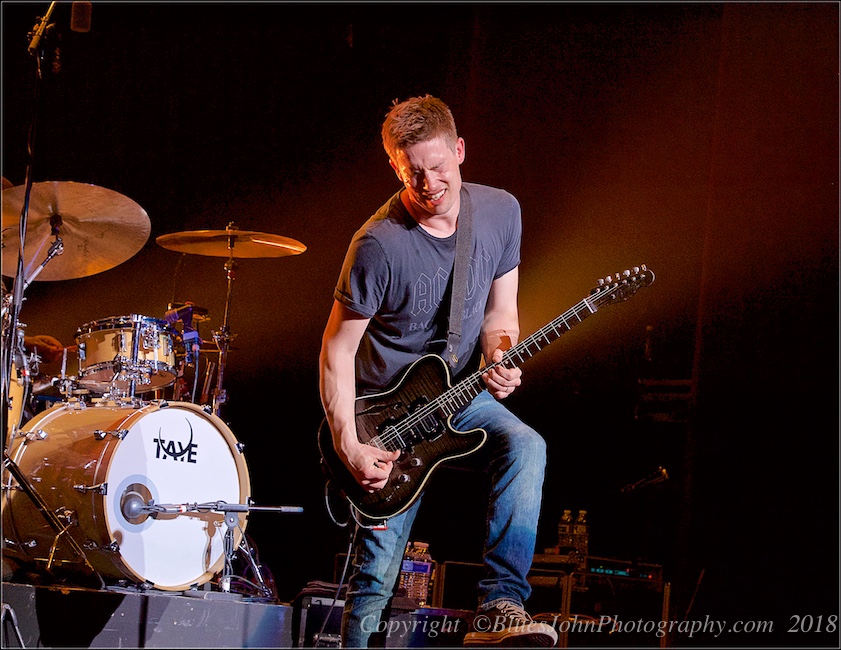 Jonny Lang, The Elsinore Theatre, photo by John Alcala