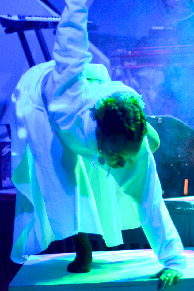 Siren and the Sea, Holocene, photo by Brendon Quinn