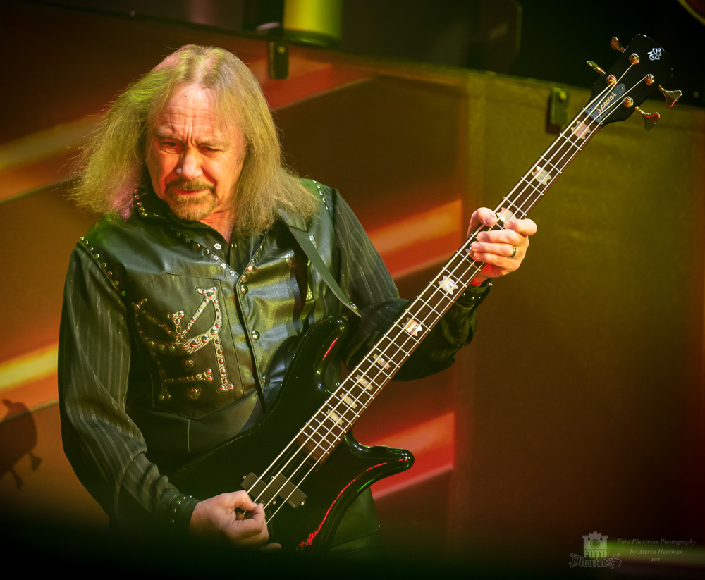 Photos of Judas Priest, Saxon and Black Star Riders at Veterans ...